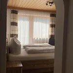 Apartment Alpina *
