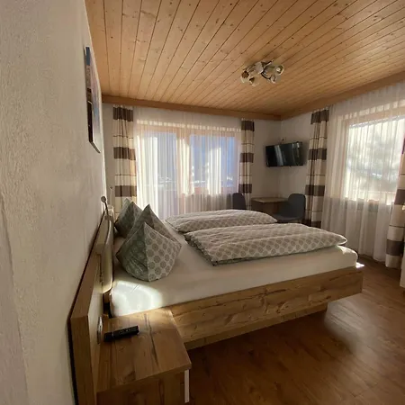 Gaestehaus Alpina