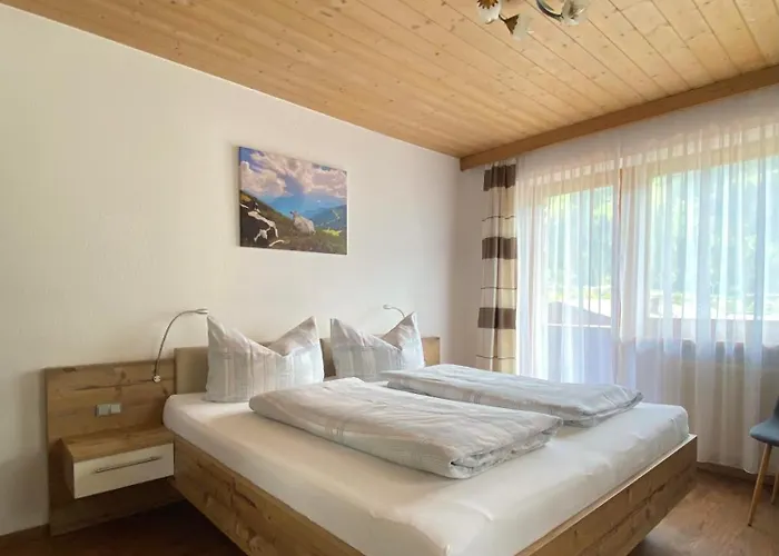 Gaestehaus Alpina * Хиппах