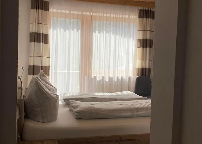 Апартаменты Gaestehaus Alpina *