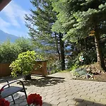 Gaestehaus Alpina Hippach