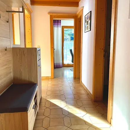 Gaestehaus Alpina Apartman Hippach